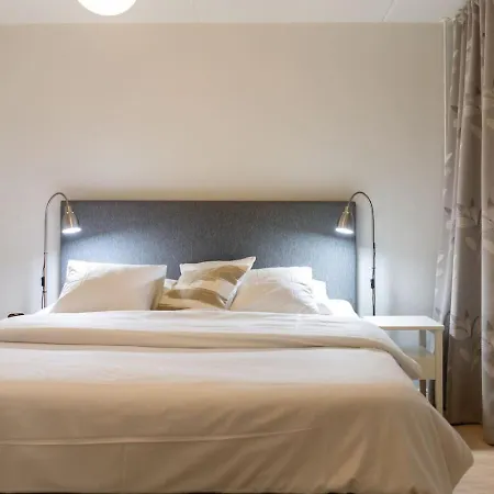 Spacious One-br Townhouse With Sea Views And Sauna Apartment *