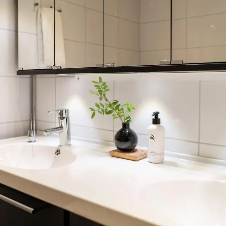 Spacious One-br Townhouse With Sea Views And Sauna