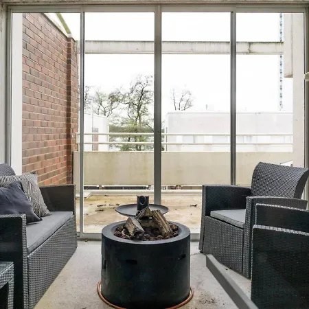 Apartment Spacious One-br Townhouse With Sea Views And Sauna Espoo