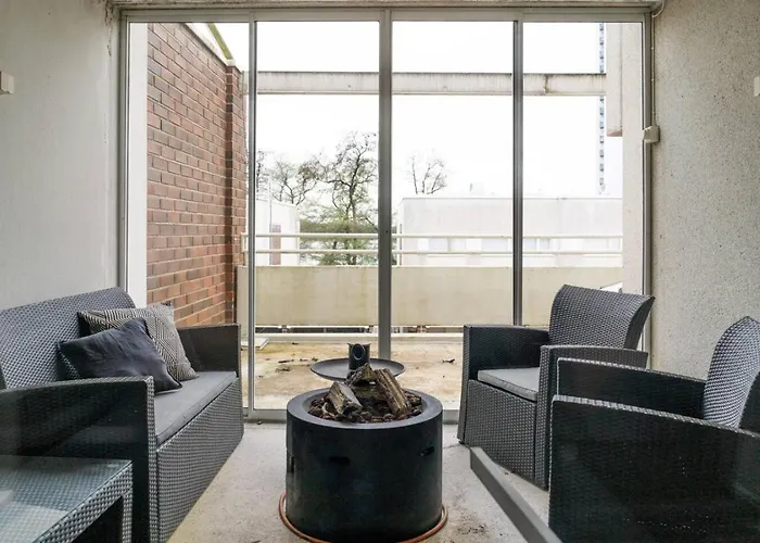 Apartment Spacious One-br Townhouse With Sea Views And Sauna Espoo